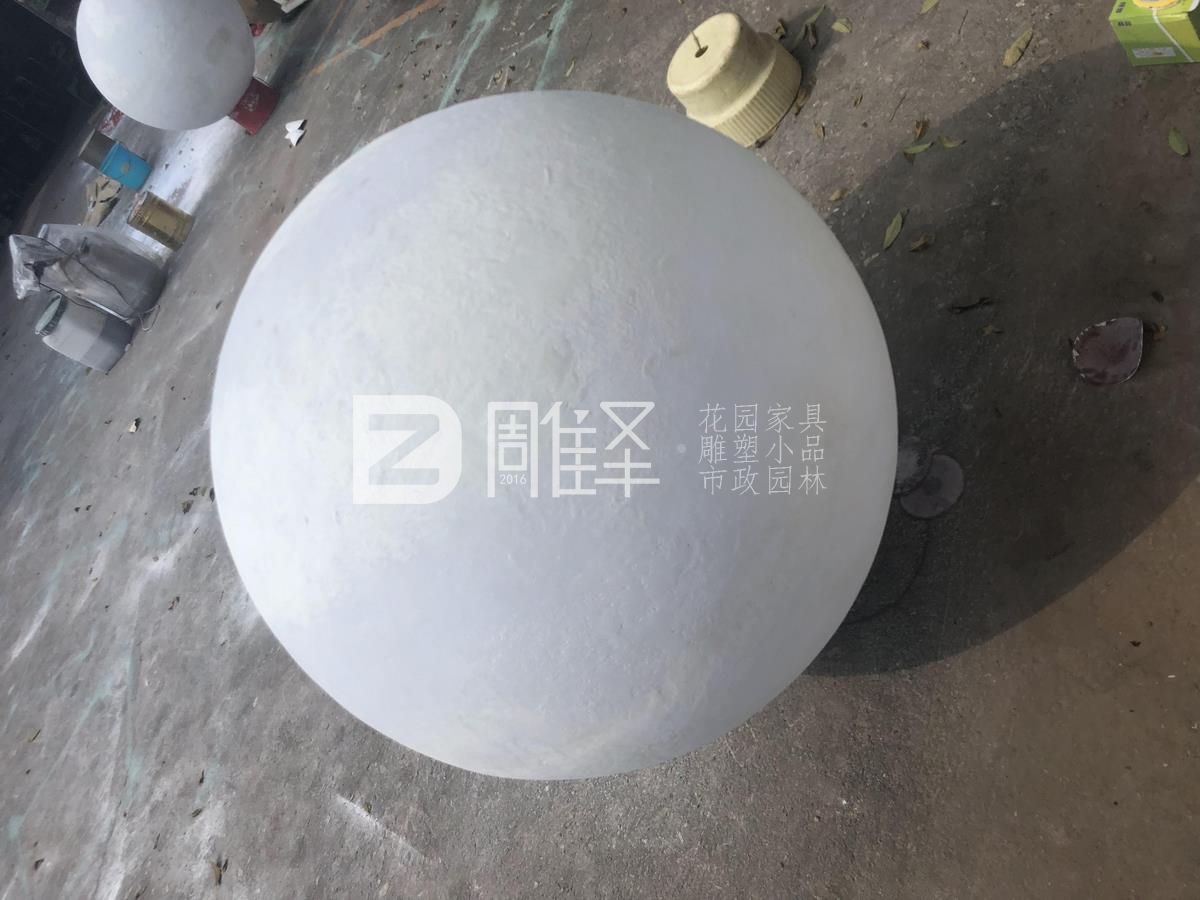 香港商场中秋特别制作玻璃钢月球灯(图3)