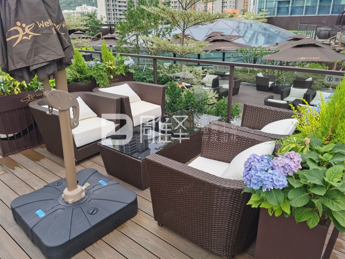 深圳立桥城四楼空中花园藤编花园家具