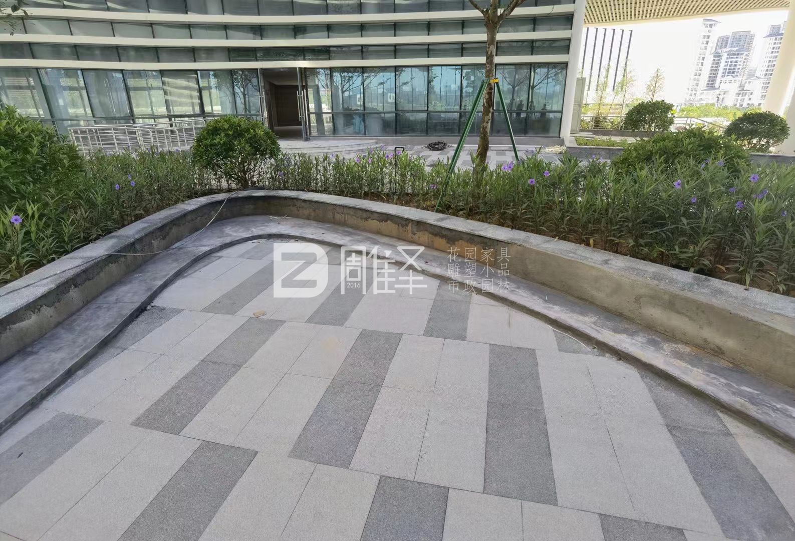 黄埔联通中心异型定制安装工程(图9)
